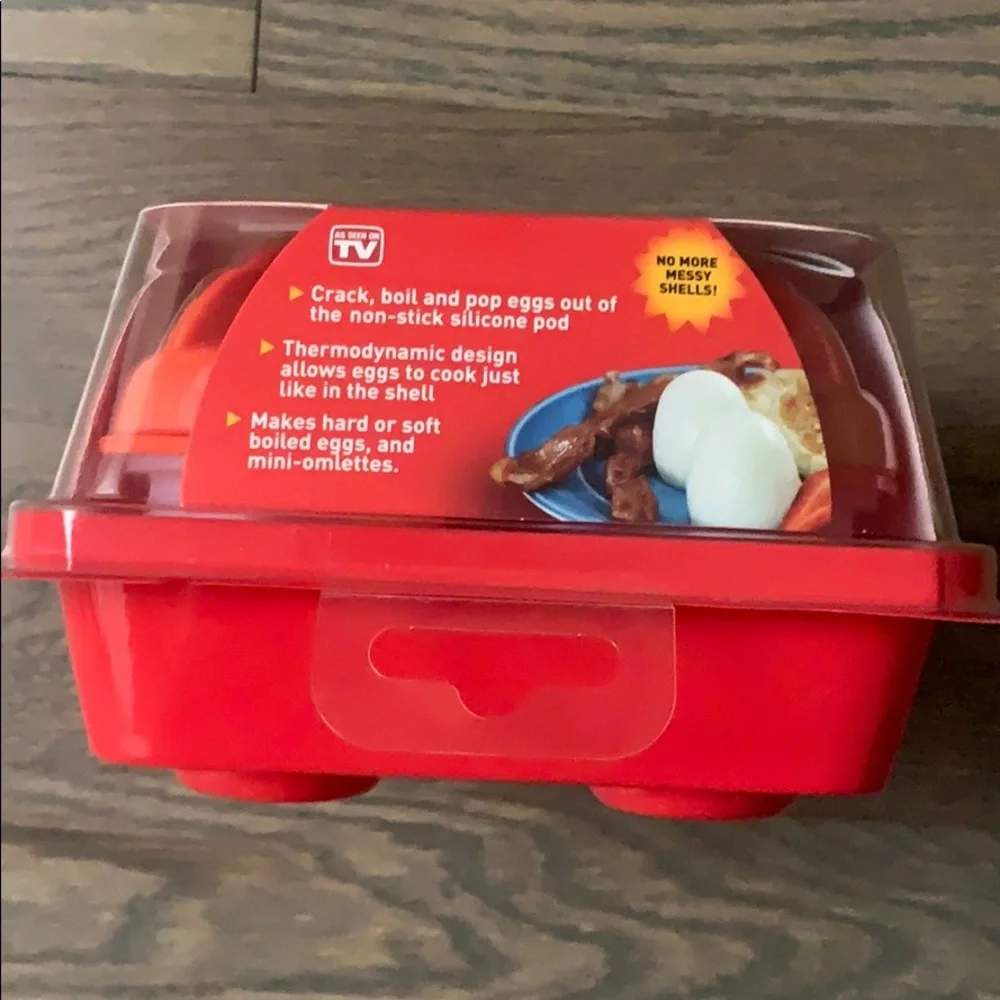 The Egglettes Hard Boiled Egg Maker